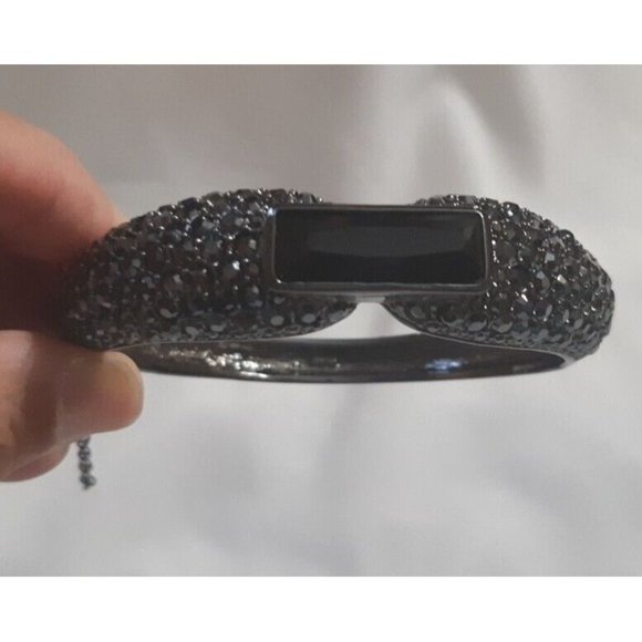 Fifth Avenue Ladie's Cuff Bracelet Black Swarovski Baguette & Round Crystals - Picture 2 of 10